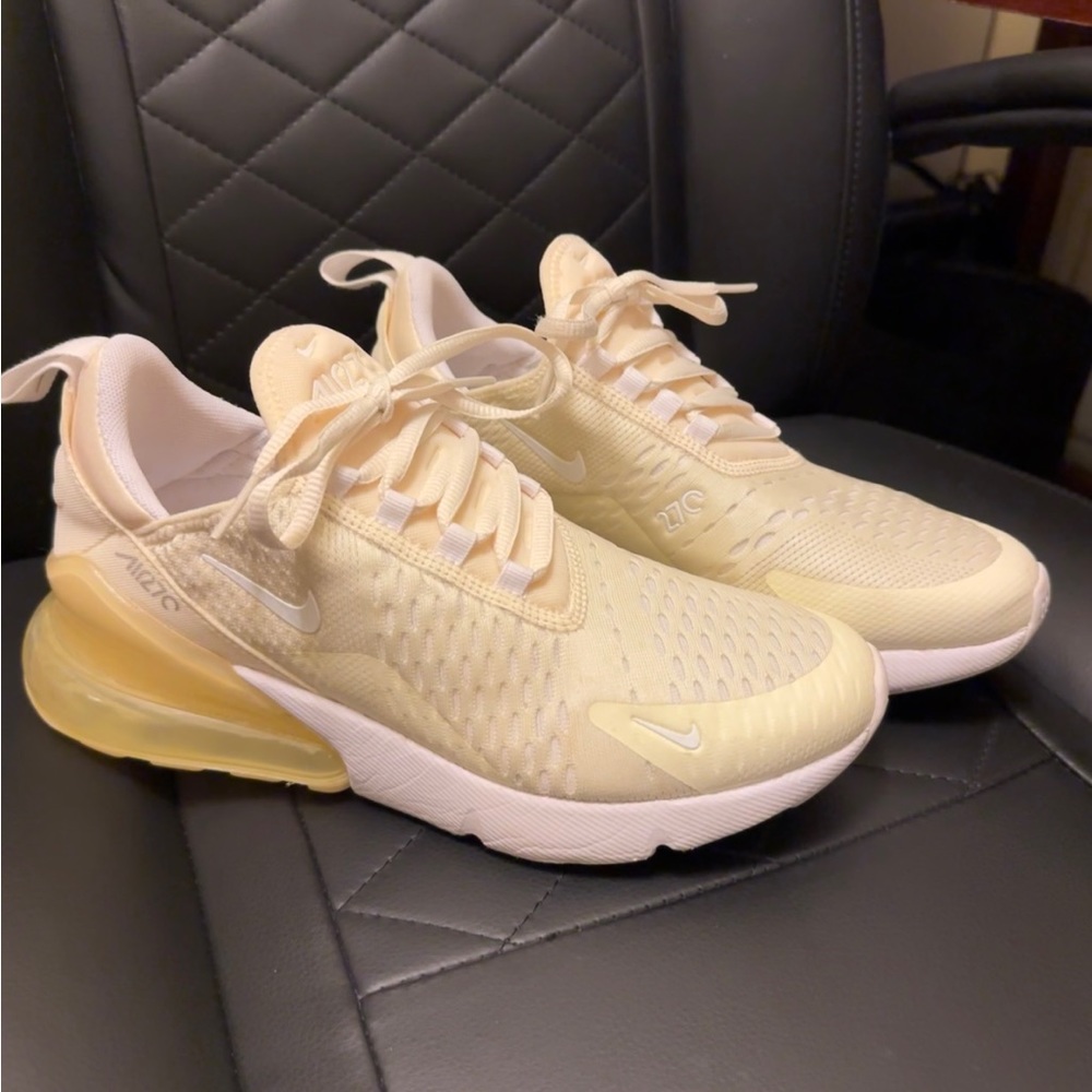 Nike AirMax 270